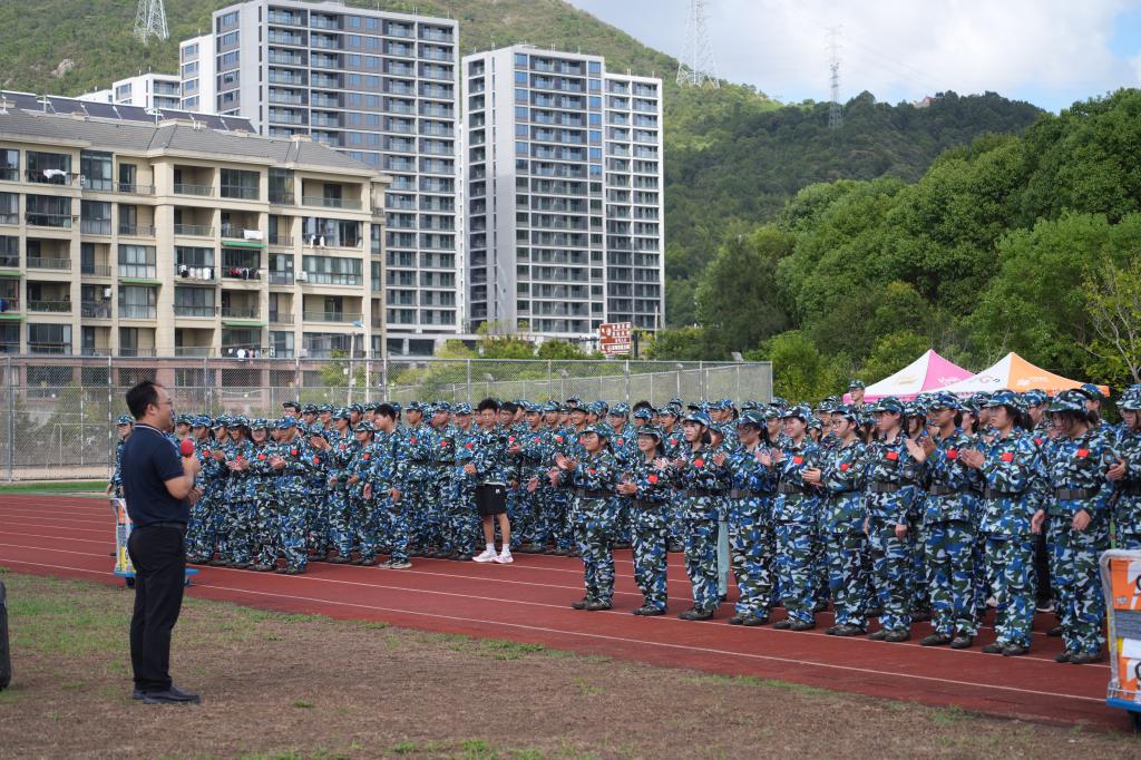 985846eca61d538fabe04b0eeac5558.jpg